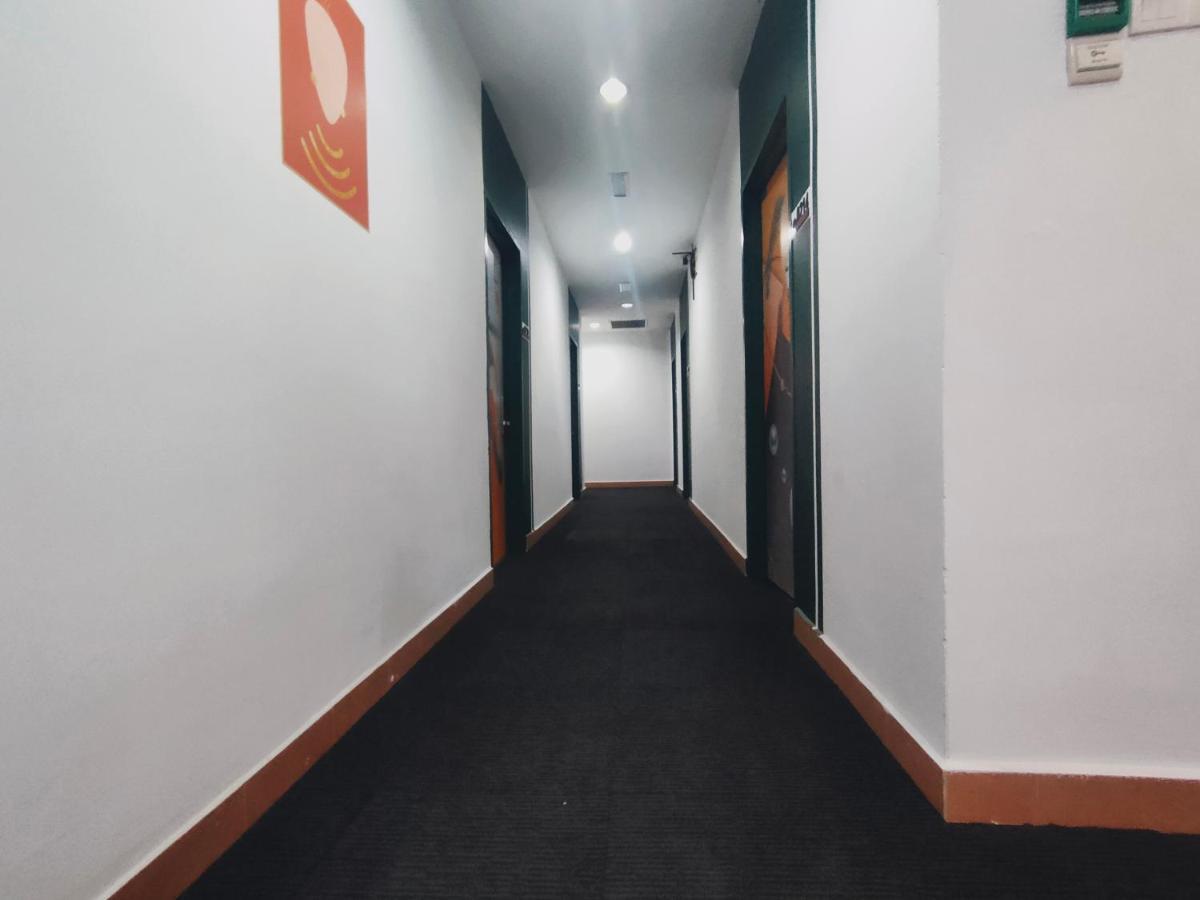 Allbes Parklands Hotel Klang Exterior foto